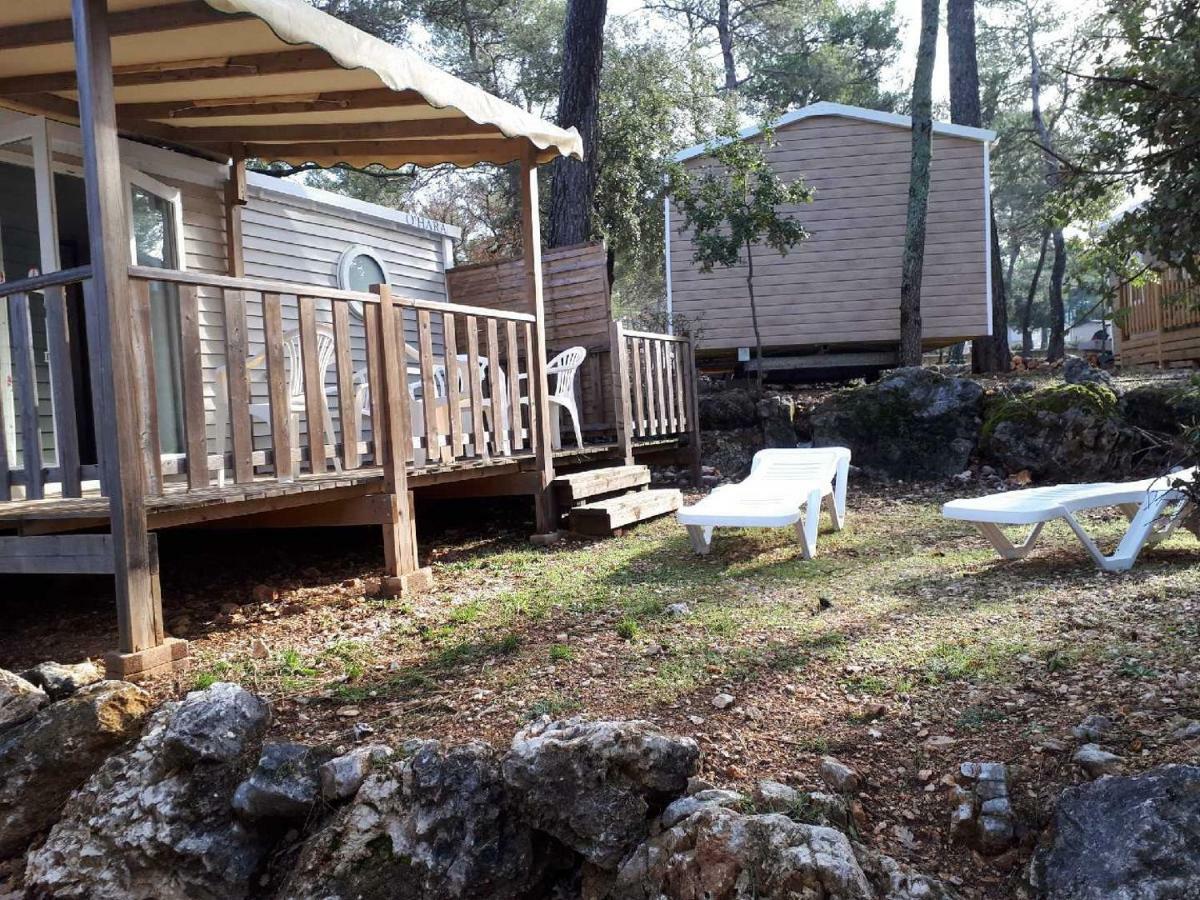 Mobil Home Sainte Baume Nans-les-Pins Eksteriør bilde